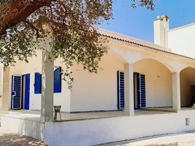 villa brindisi persiane inferriate